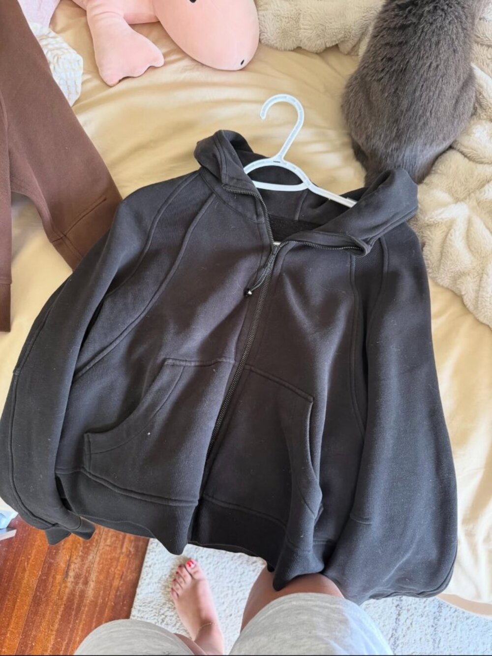 Lulu black full zip scuba
